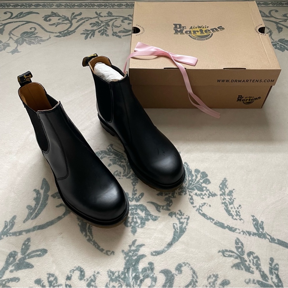 2976 Smooth Leather Chelsea Boots